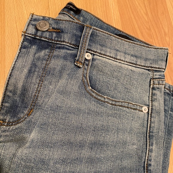 Like *Brand New* Banana Republic Girlfriend Jeans - Picture 4 of 7